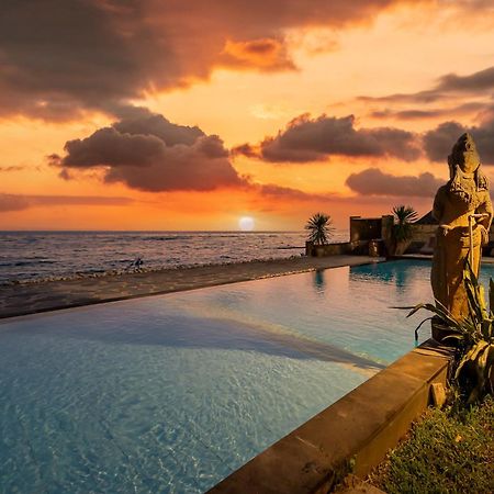 Ganesh Beach Hotel Candi Dasa  Ngoại thất bức ảnh